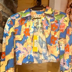 Marni
floral-print cropped shirt